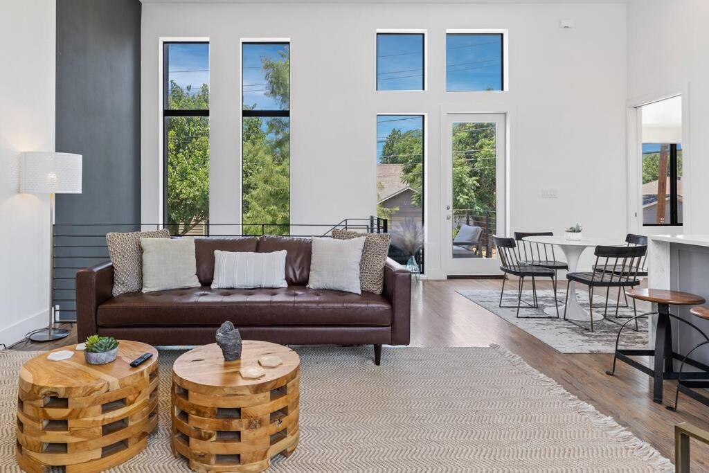 Beautiful Perfectly Located Luxury 2 Bed Townhome Dallas Exterior foto